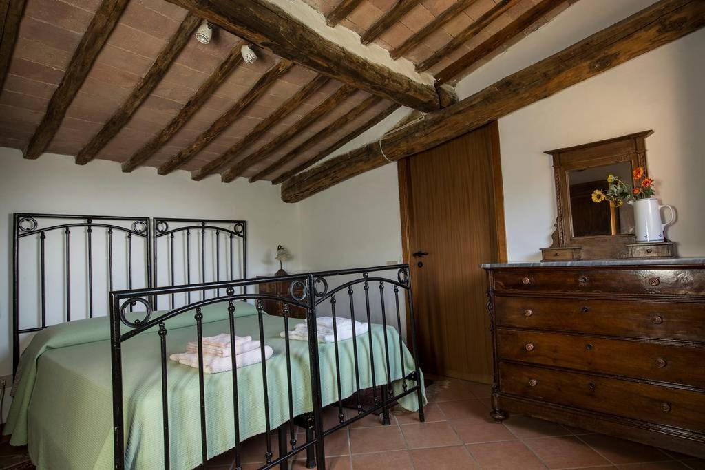 Borgo Villa Certano - Case Vacanza In Toscana Siena Kültér fotó